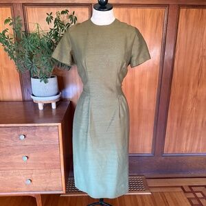 Vintage 50s 1950s Cocktail Wiggle Dress in Textured Cotton Silk Moss Green, Med